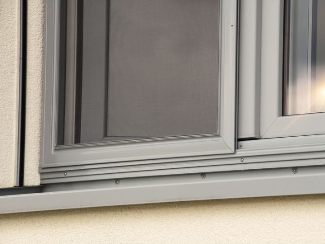 Insektenschutz-Fenster-Gitter-filtra-ag